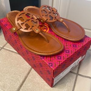 TORY BURCH Vintage Vachetta Miller Leather Sandal. Size 11